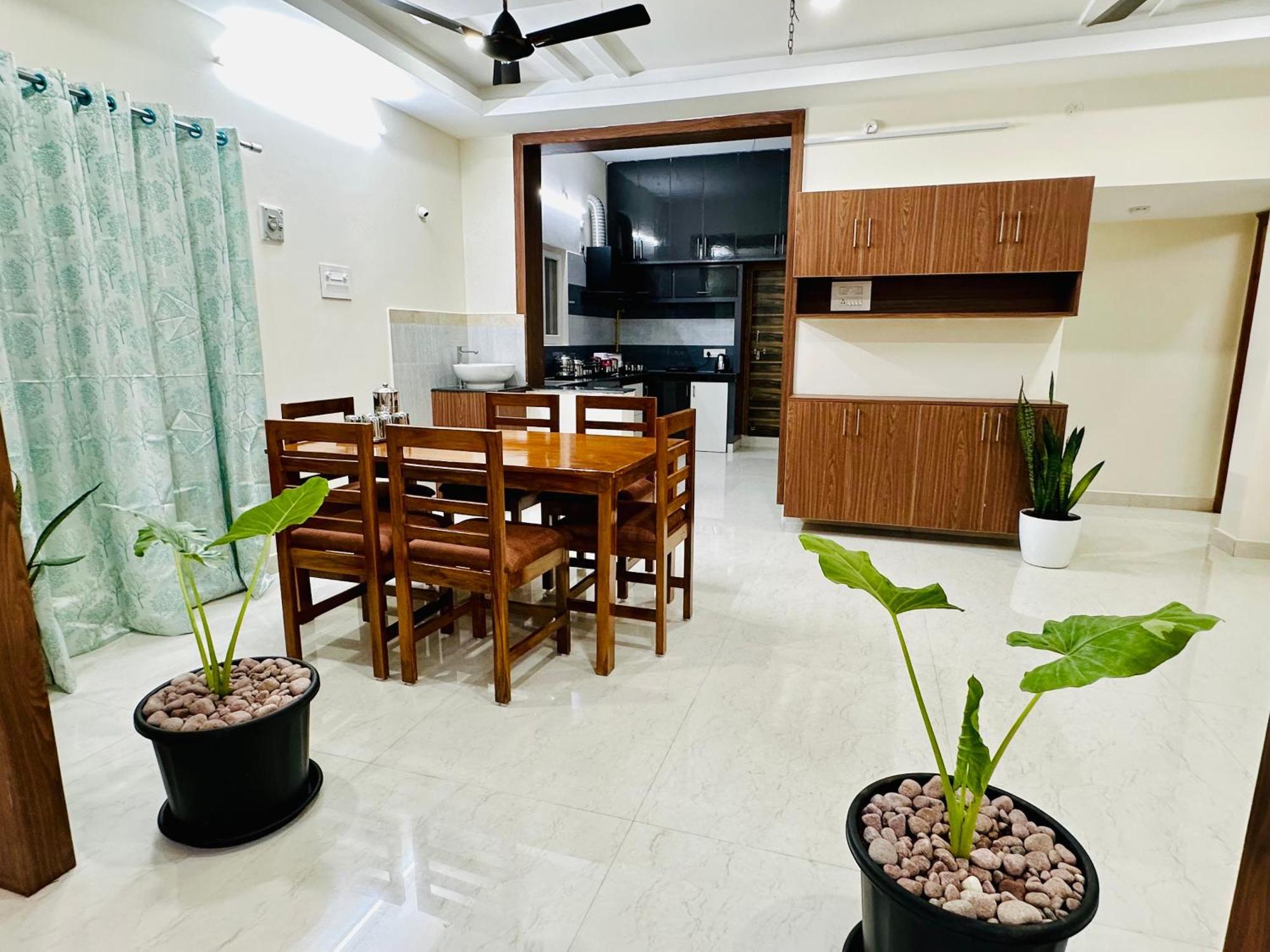 Truelife - 3Bhk Ac Apartments For Large Family - Best Location - Direct Flyover To Alipiri Gate - Walk To Ps4 Veg Restaurant - Modular Kitchen - Super Fast Wifi - Android Tv - 250 Jio Channels - Easy Access To All Temples - Top Service With Lots Of L 蒂鲁帕蒂 外观 照片