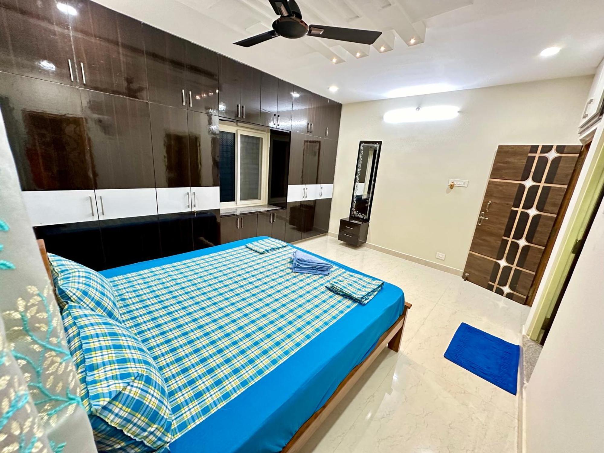 Truelife - 3Bhk Ac Apartments For Large Family - Best Location - Direct Flyover To Alipiri Gate - Walk To Ps4 Veg Restaurant - Modular Kitchen - Super Fast Wifi - Android Tv - 250 Jio Channels - Easy Access To All Temples - Top Service With Lots Of L 蒂鲁帕蒂 外观 照片