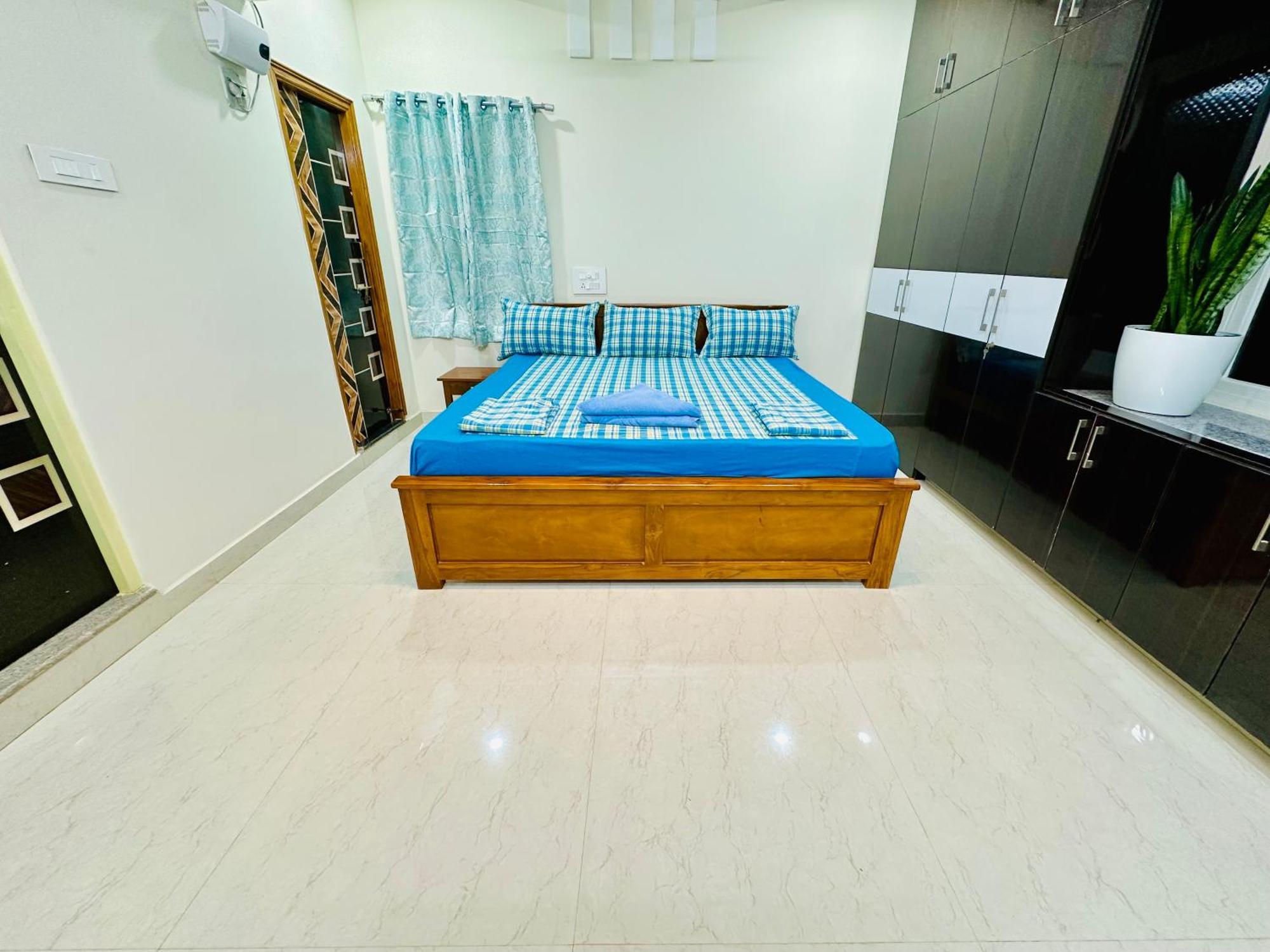 Truelife - 3Bhk Ac Apartments For Large Family - Best Location - Direct Flyover To Alipiri Gate - Walk To Ps4 Veg Restaurant - Modular Kitchen - Super Fast Wifi - Android Tv - 250 Jio Channels - Easy Access To All Temples - Top Service With Lots Of L 蒂鲁帕蒂 外观 照片